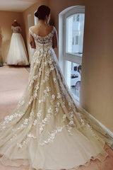 Vintage Long A-line Lace Wedding Dresses With Train