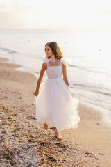 White A-line Sleeveless Straps Flower Girls Dress With Pearl