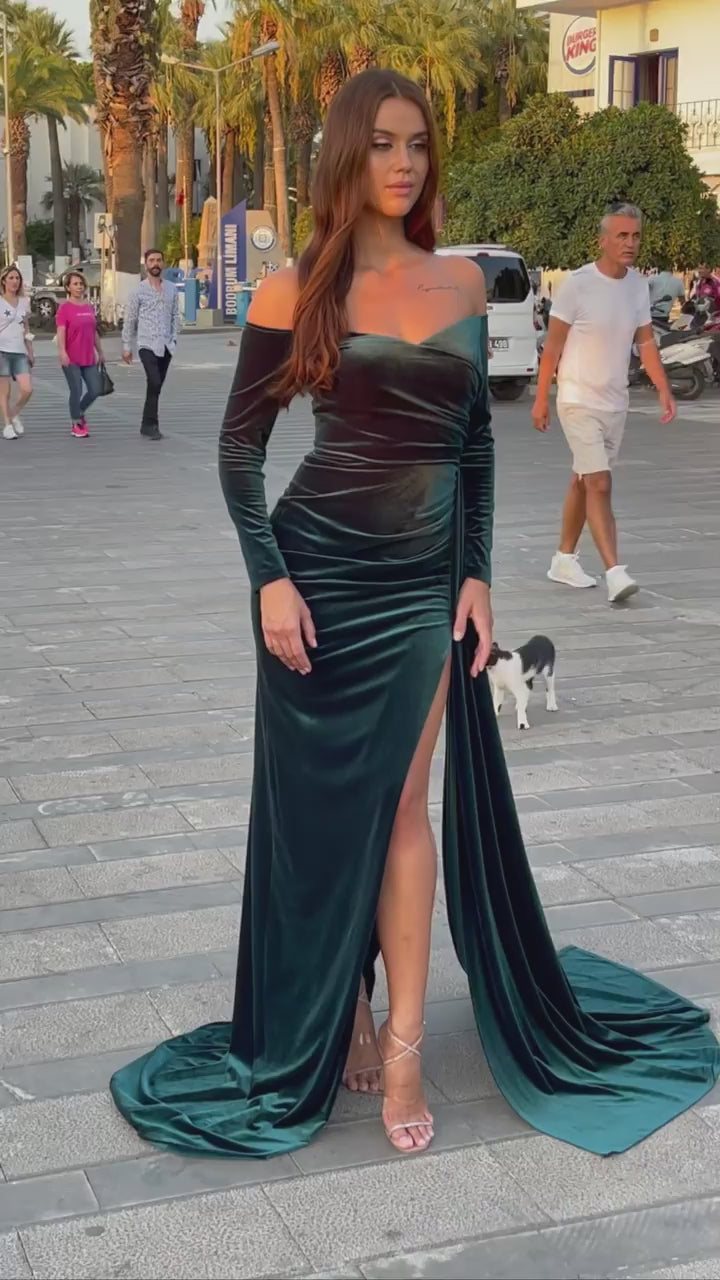 Sexy schulterfreies, bodenlanges Ball- und Abendkleid mit Schlitz vorne