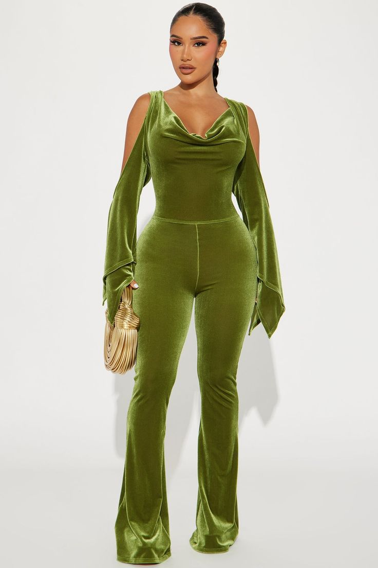 Velvet Green Special Tight Long Off-the-Shoulder Sleeves Jump Suit