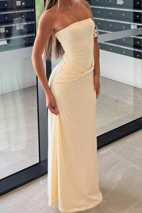 Chic Strapless Sleeveless Long Mermaid Formal Dress With Pleated
