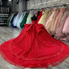 Misshow Red Tulle Quinceanera Dress Sweetheart Neckline with Lace Appliques & Beaded Spaghetti Straps for Sweet 16 or Ball Gown Events