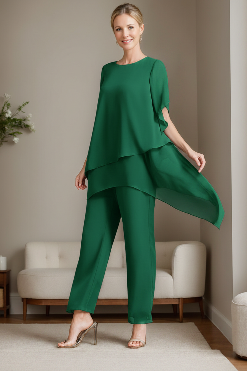 2 Pieces Chiffon Elegant Round Neck Mother of the Bride Pantsuits with Ruffles