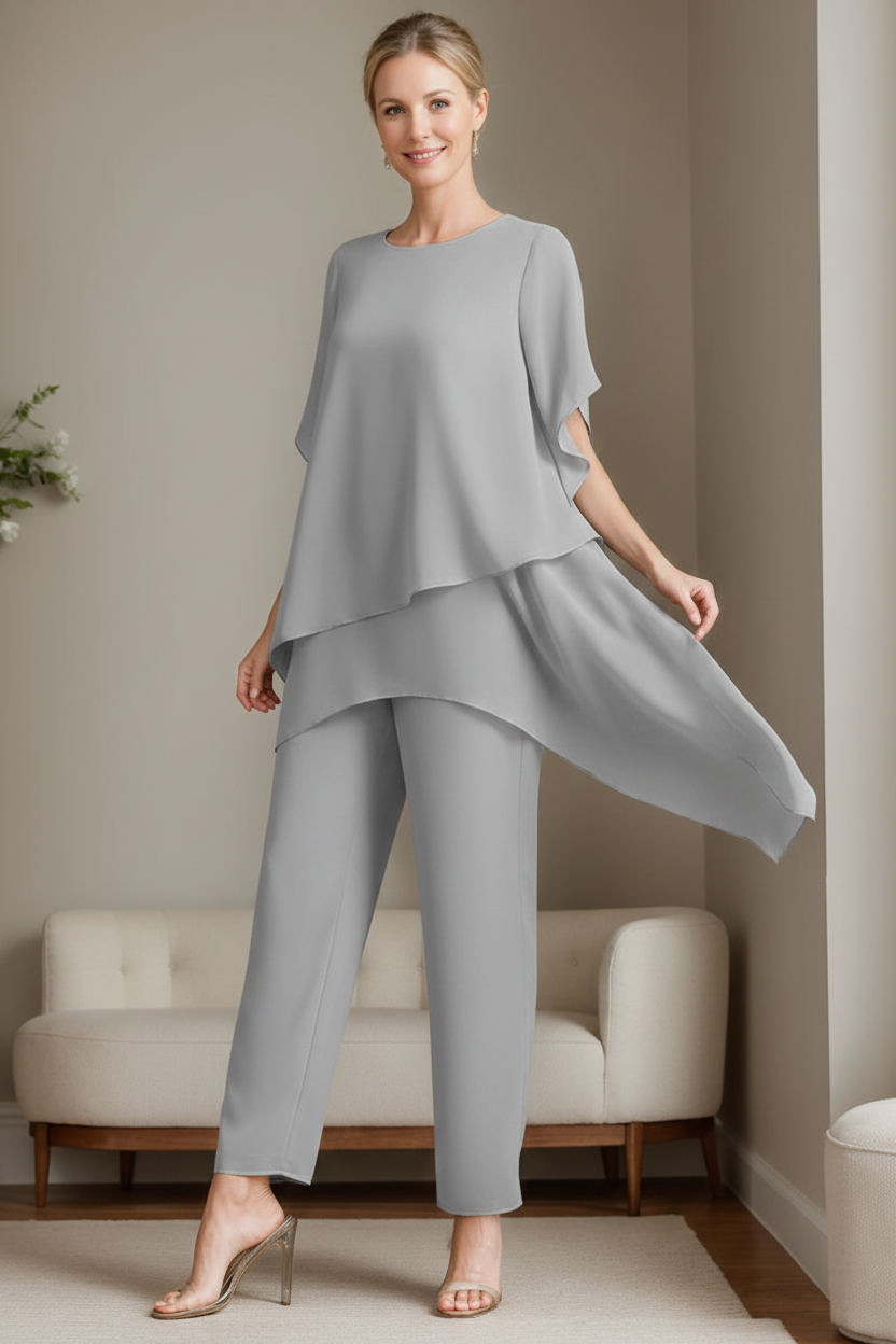 2 Pieces Chiffon Elegant Round Neck Mother of the Bride Pantsuits with Ruffles