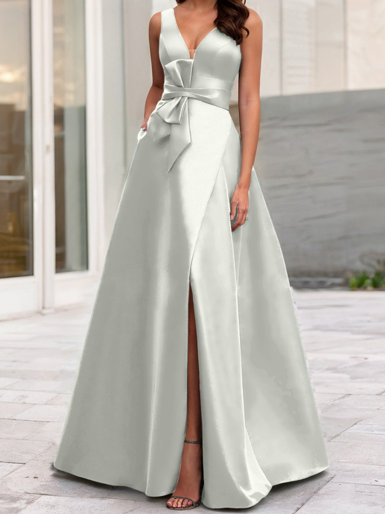 A Line Princess V Neck Sleeveless Mother Of The Bride Dresses With Split Side