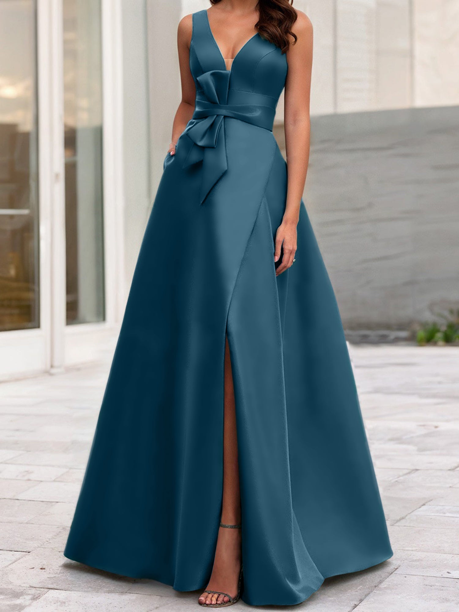 A Line Princess V Neck Sleeveless Mother Of The Bride Dresses With Split Side