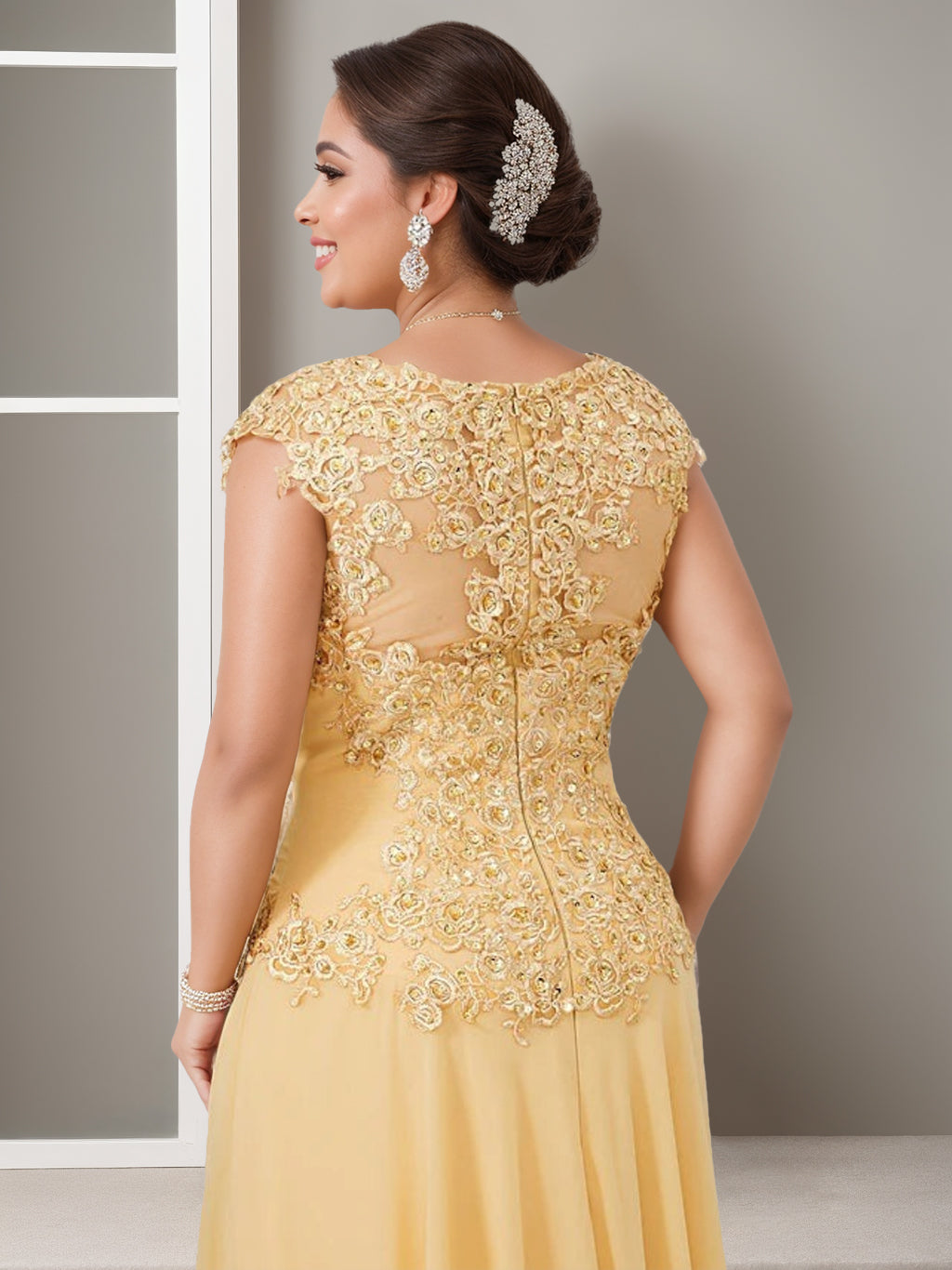 A Line Princess Jewel Neck Sleeveless Floor Length Elegant Plus Size Mother Of The Bride Dresses With Beading Appliques