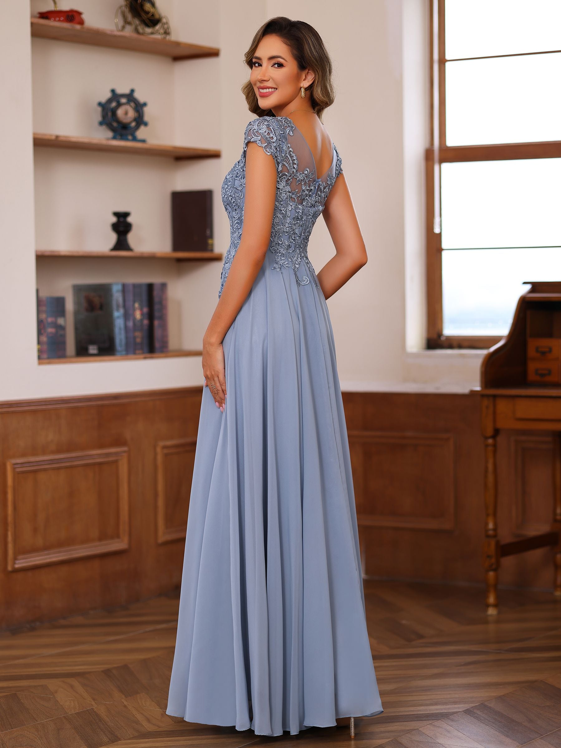 A Line Princess Scoop Neck Short Sleeves Floor Length Mother Of The Bride Dresses With Appliques