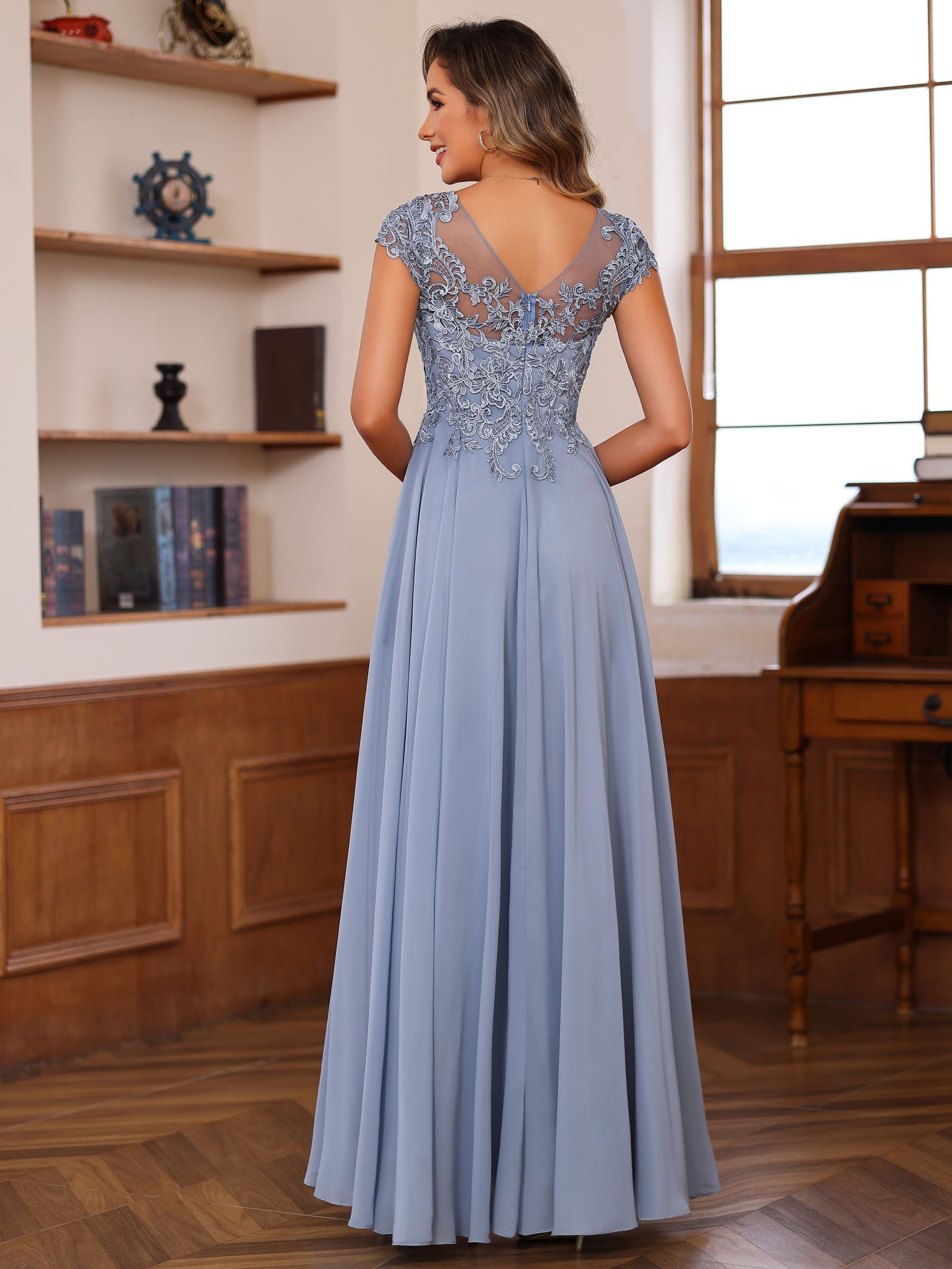 A Line Princess Scoop Neck Short Sleeves Floor Length Mother Of The Bride Dresses With Appliques