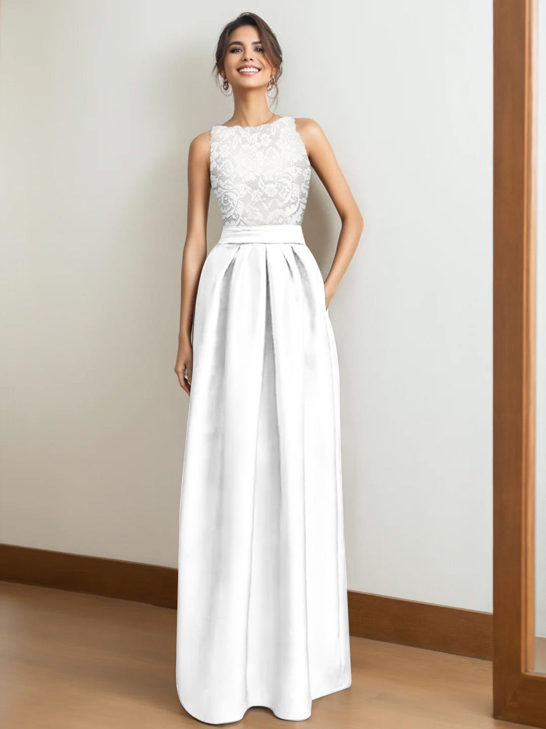 A Line Princess Scoop Sleeveless Pleated Mother Of The Bride Dresses With Appliques Lace