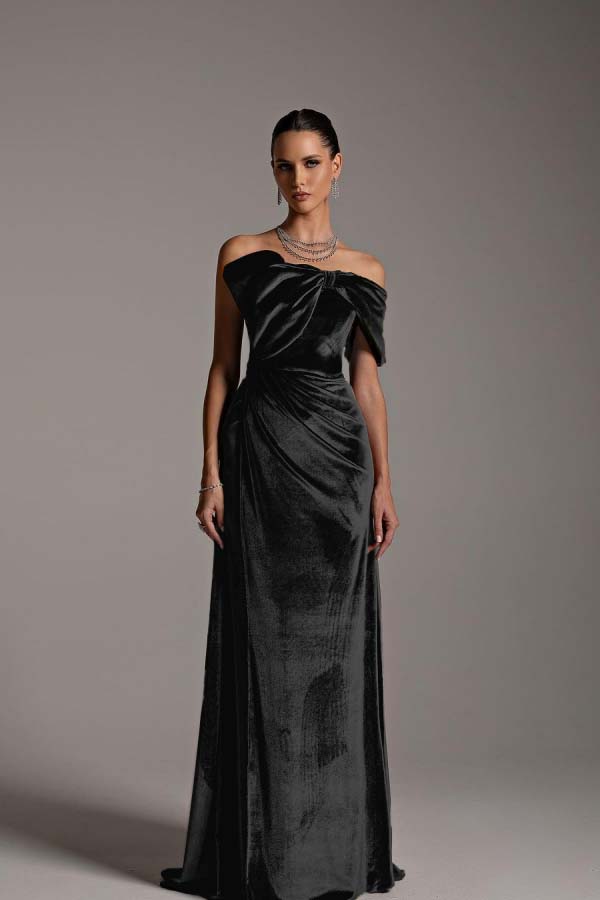 One Shoulder Strapless Sleeveless Long Mermaid Formal Dress With Pleated