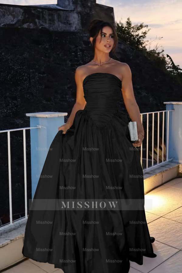 Glamorous Strapless Sleeveless Long Formal Dress With Pleated