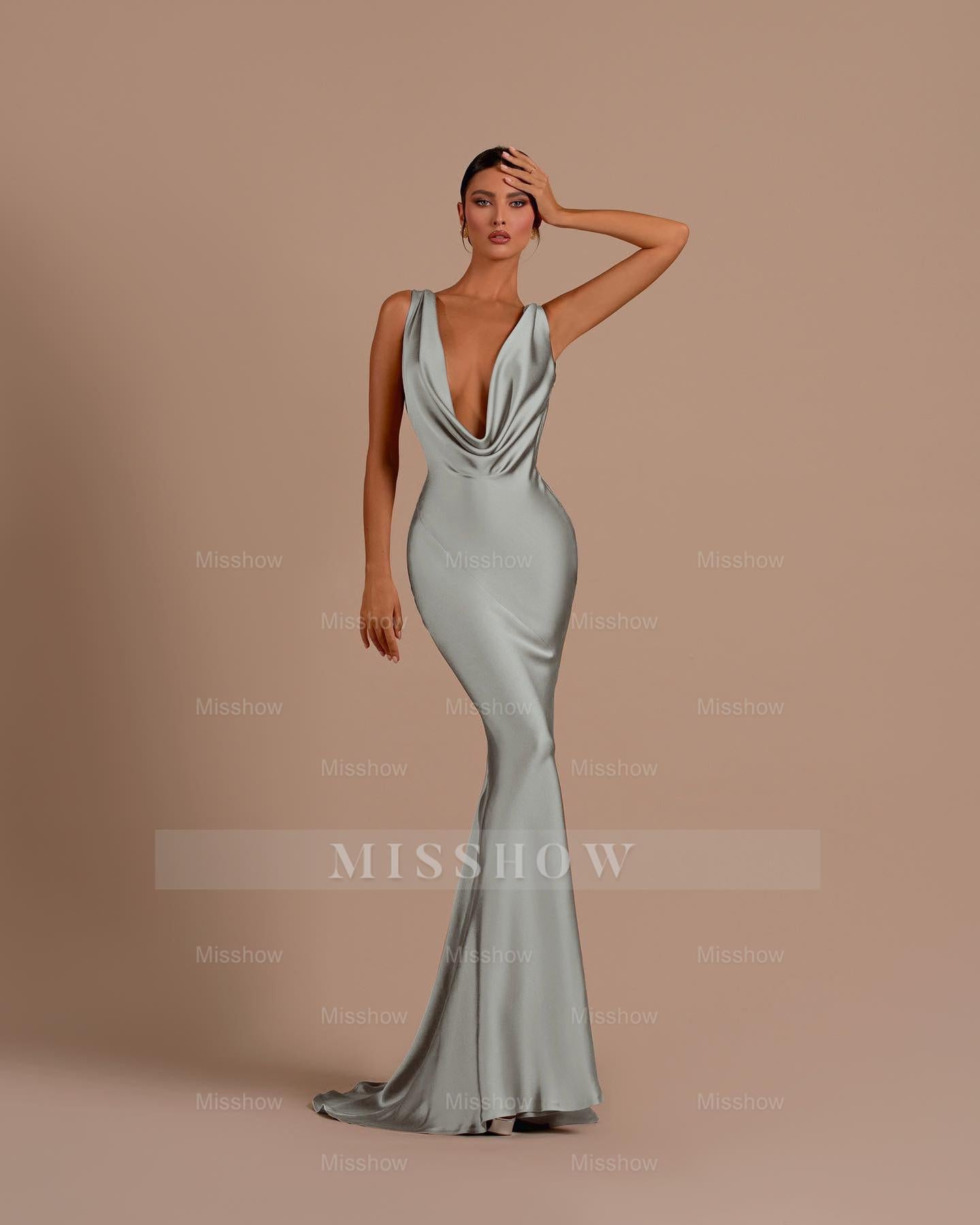 Black Deep V Neck Sleeveless Mermaid Long Formal Dress With Pleated