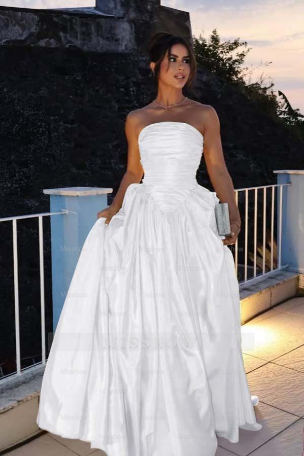 Glamorous Strapless Sleeveless Long Formal Dress With Pleated