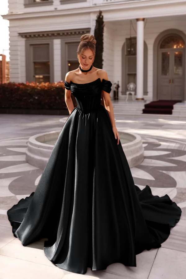 Off the Shoulder Sleeveless Long Formal Dress With Pleated Beading