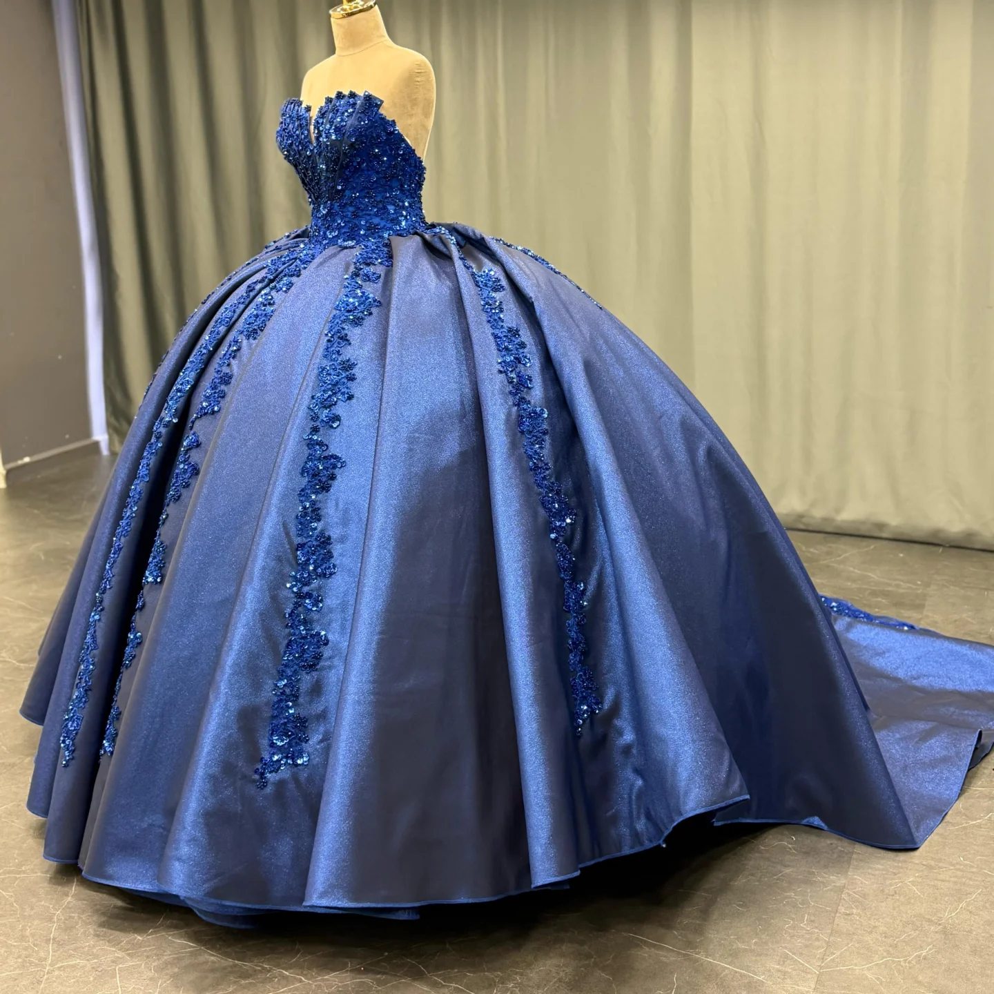 Misshow Exquisite Dark Navy Satin Quinceanera Dress Strapless Sequined Ball Gown with Pleated Glitter Detail for Sweet 16 & Formal Evenings