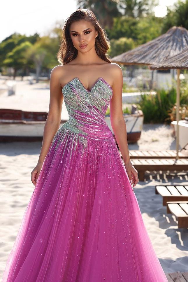 Charming Tulle Strapless Sleeveless Mermaid Long Formal Dress With Sequins