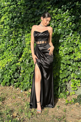 Strapless Sleeveless Long Mermaid Formal Dress With Pleated Split