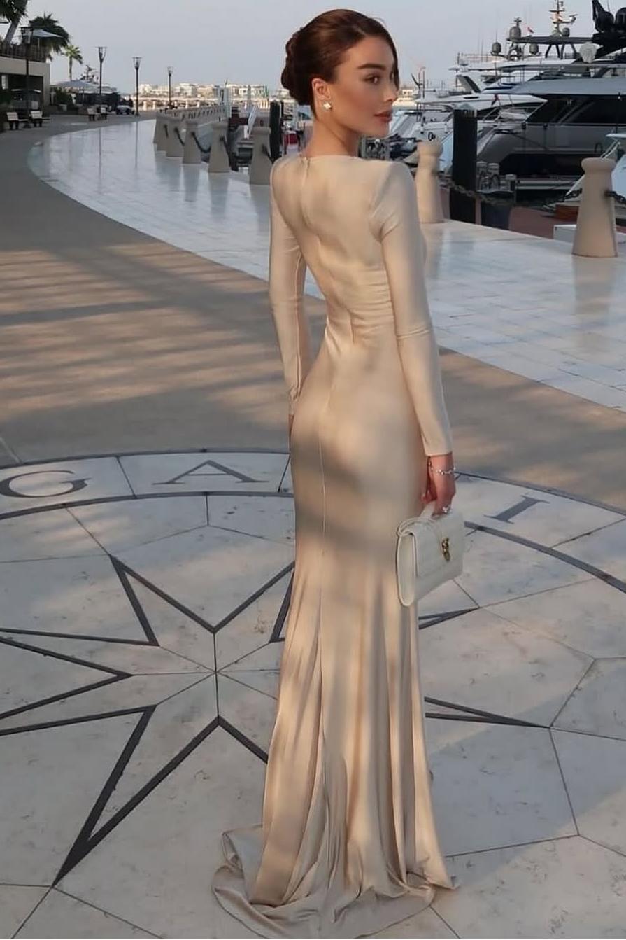 Chic Jewel Long Sleeves Mermaid Long Formal Dress With Pleated