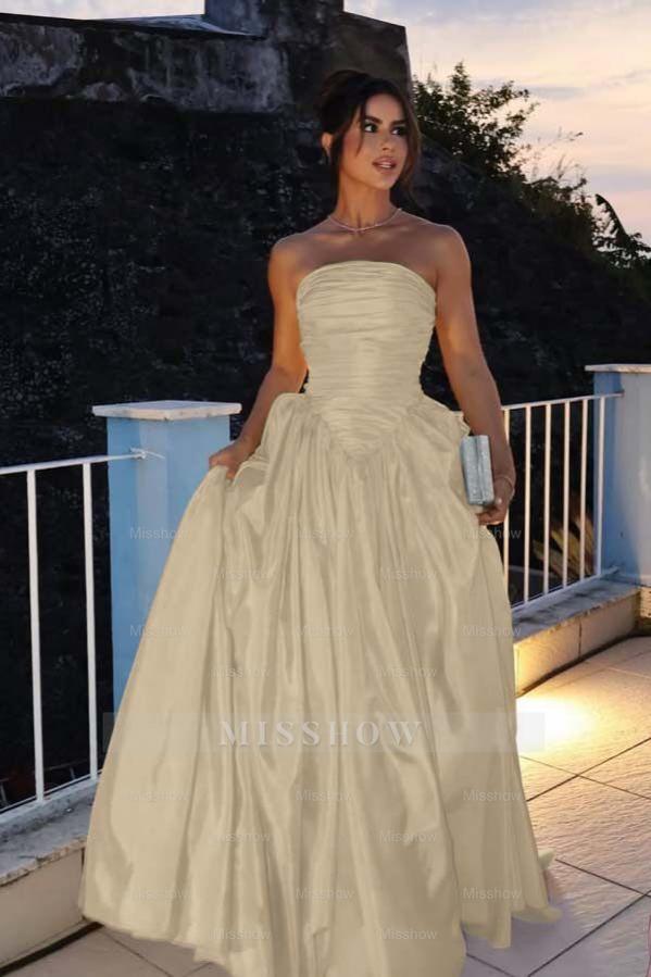 Glamorous Strapless Sleeveless Long Formal Dress With Pleated