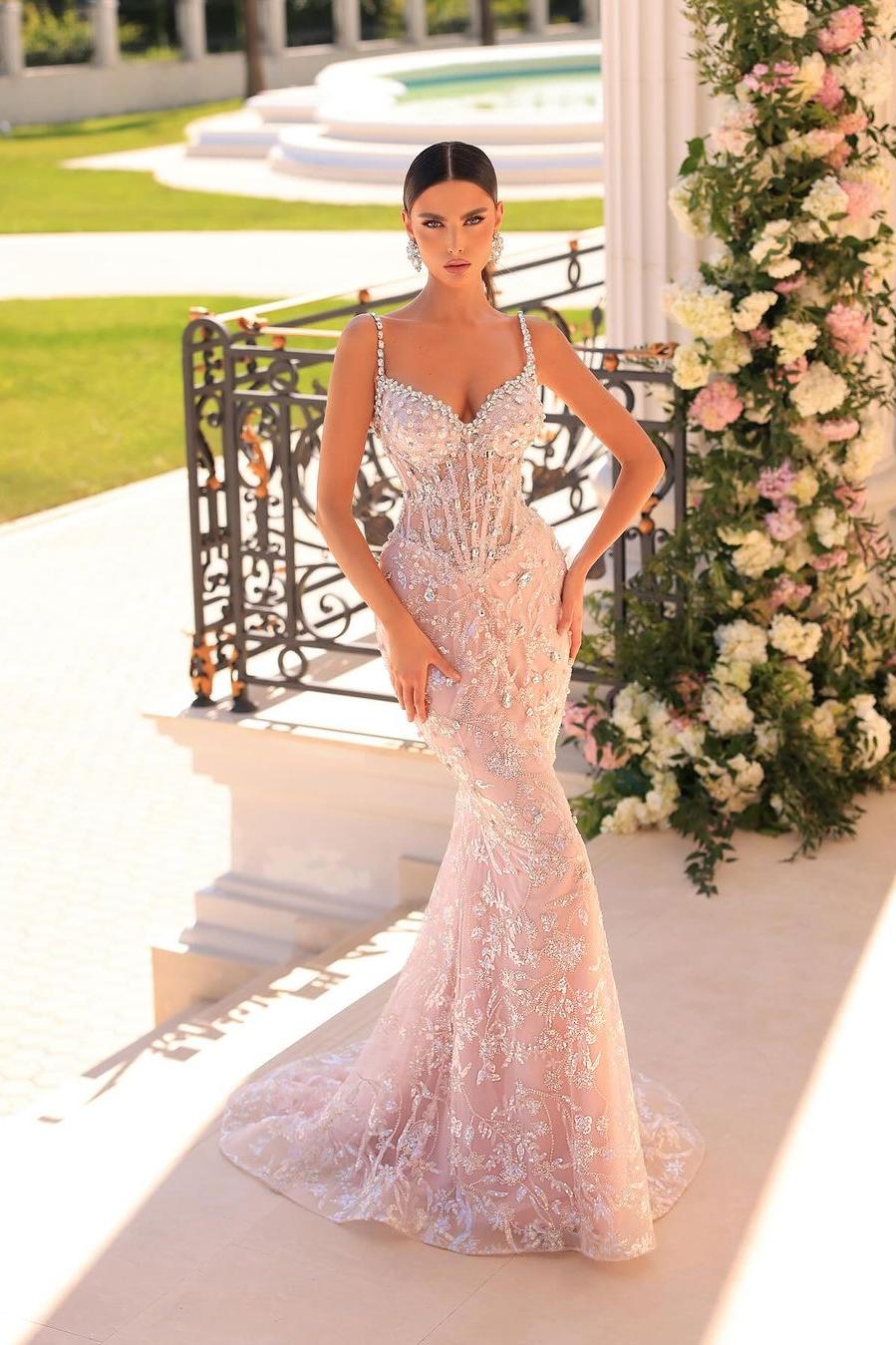 Spaghetti Strap Sleeveless Mermaid Appliques Long Formal Dress With Beadings
