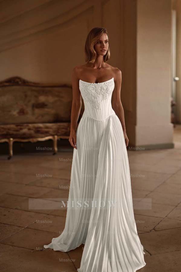 Strapless Sleeveless Long Formal Dress With Appliques Pleated