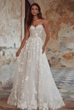 A-Line Sweetheart Floor-Length Strapless Tulle Wedding Dresses with Appliques