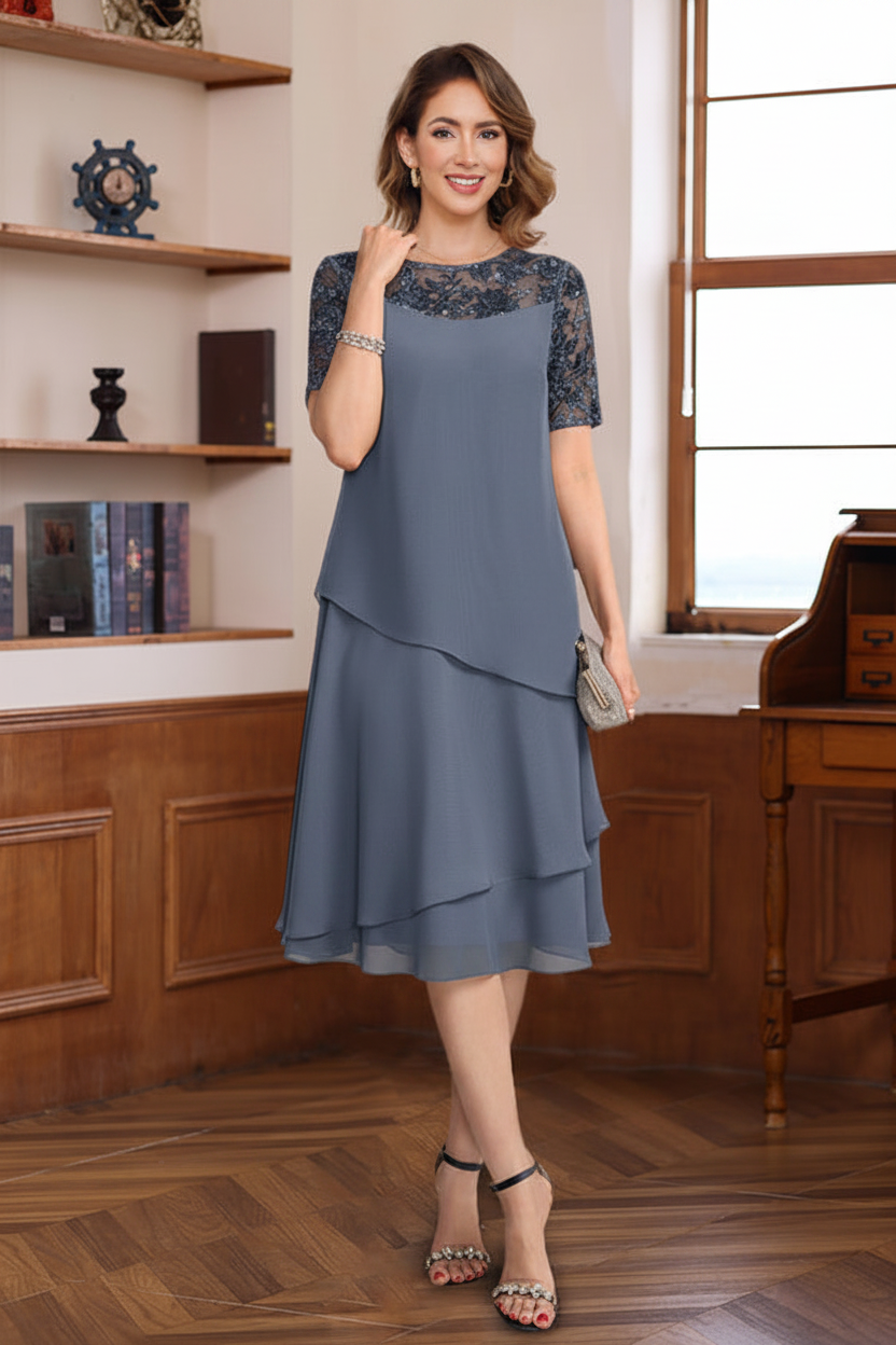 A-Line/Princess Jewel Neck Short Sleeves Knee-Length Mother of the Bride & Groom Dresses with Ruffles & Lace Appliques & Sequins
