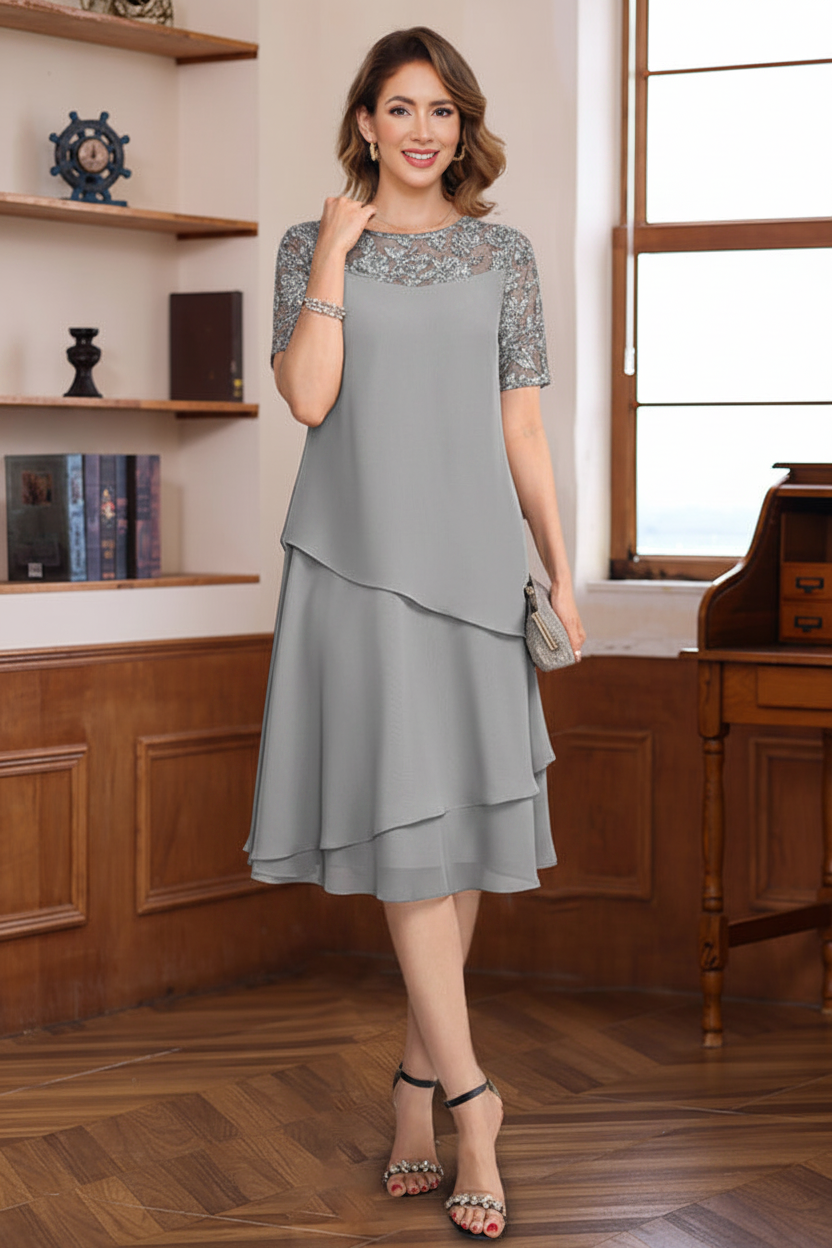 A-Line/Princess Jewel Neck Short Sleeves Knee-Length Mother of the Bride & Groom Dresses with Ruffles & Lace Appliques & Sequins