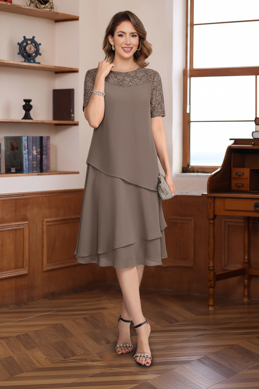 A-Line/Princess Jewel Neck Short Sleeves Knee-Length Mother of the Bride & Groom Dresses with Ruffles & Lace Appliques & Sequins