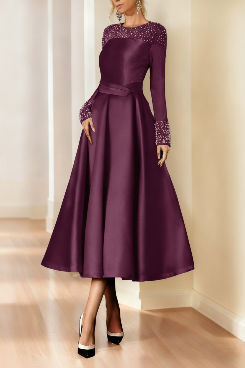 A-Line/Princess Long Sleeves Jewel Neck Mother of the Bride Dresses with Beading Tea-Length