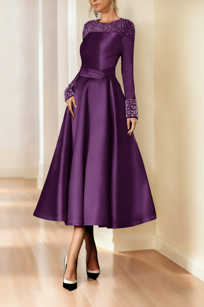 A-Line/Princess Long Sleeves Jewel Neck Mother of the Bride Dresses with Beading Tea-Length