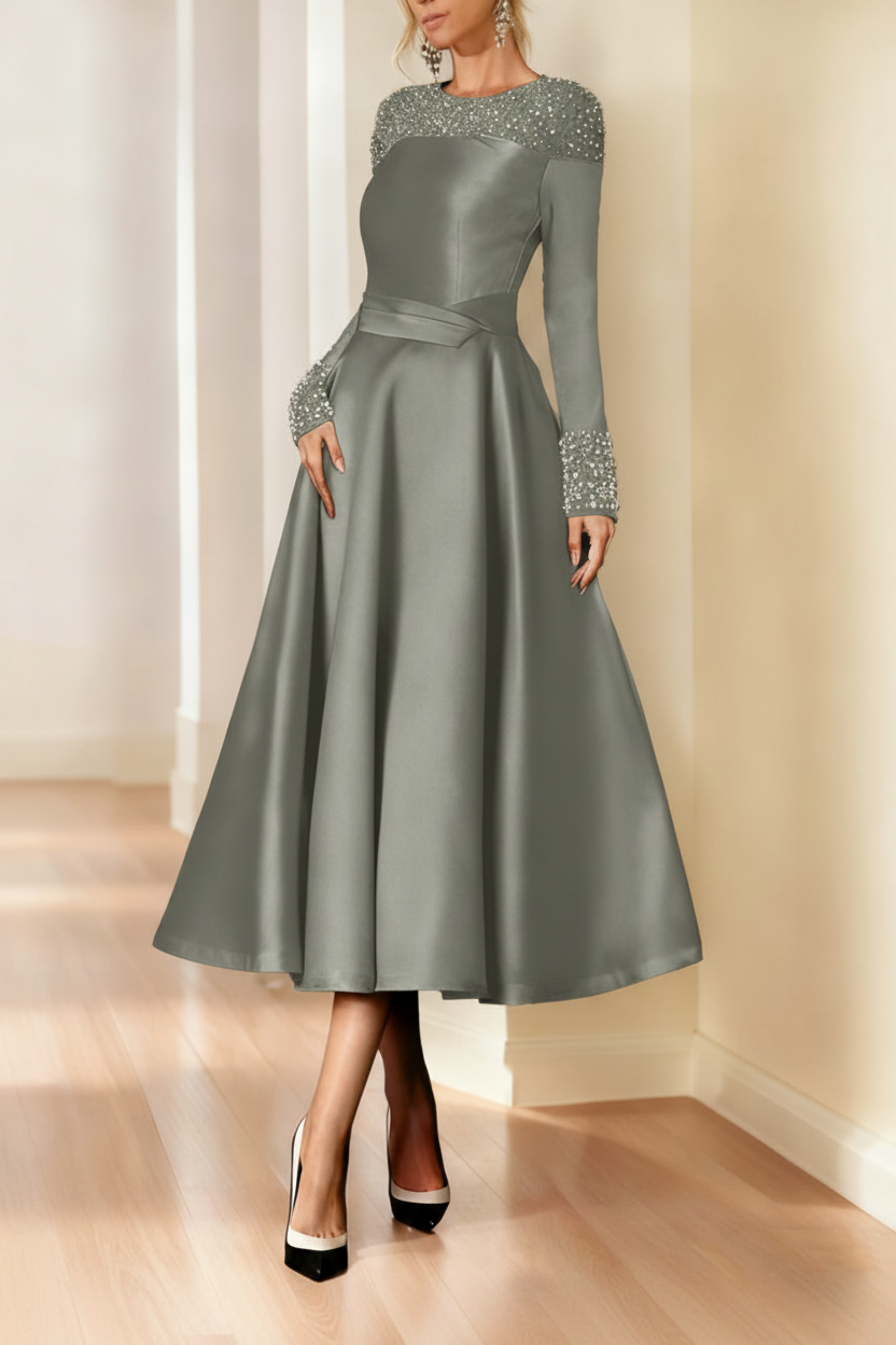 A-Line/Princess Long Sleeves Jewel Neck Mother of the Bride Dresses with Beading Tea-Length
