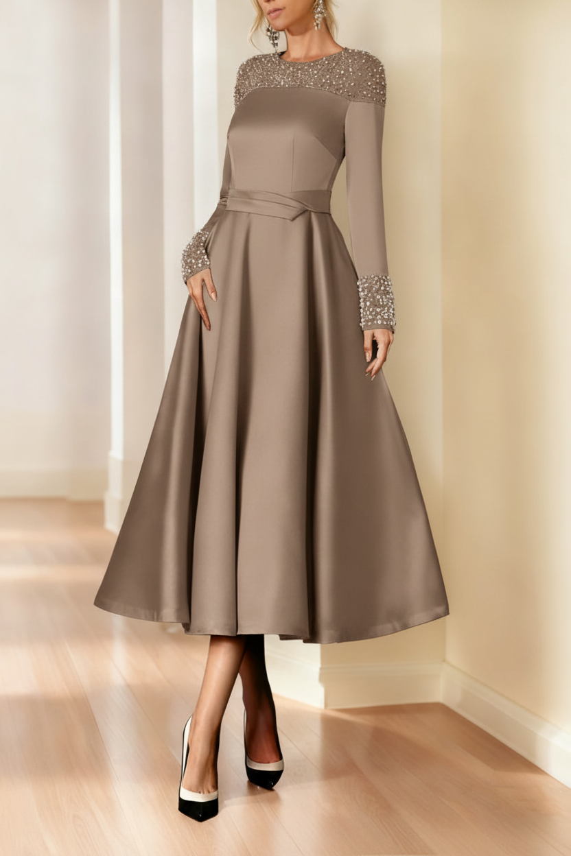 A-Line/Princess Long Sleeves Jewel Neck Mother of the Bride Dresses with Beading Tea-Length