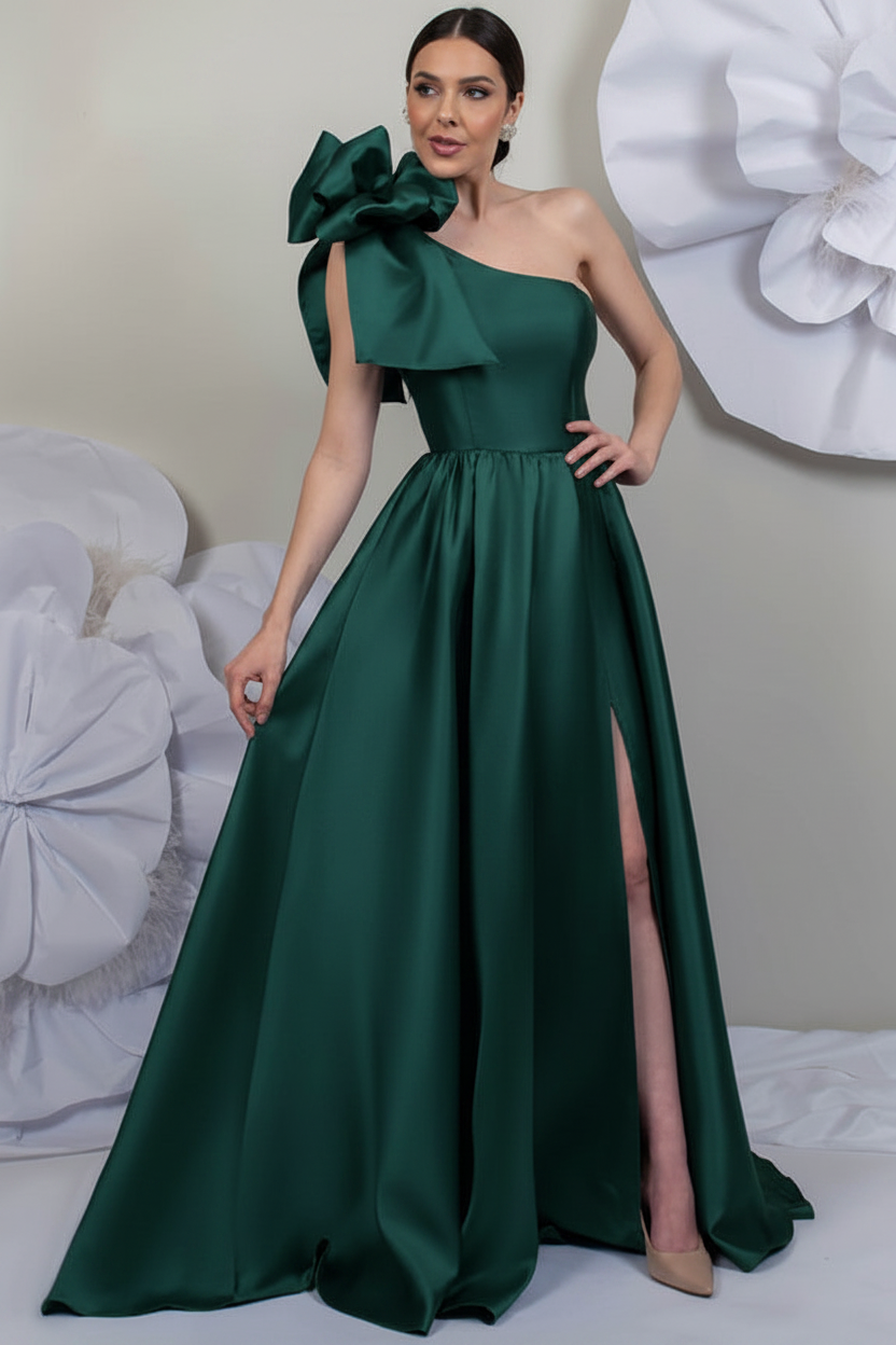 A-Line/Princess One-Shoulder Sleeveless Satin Mother of the Bride Dresses with Split Side