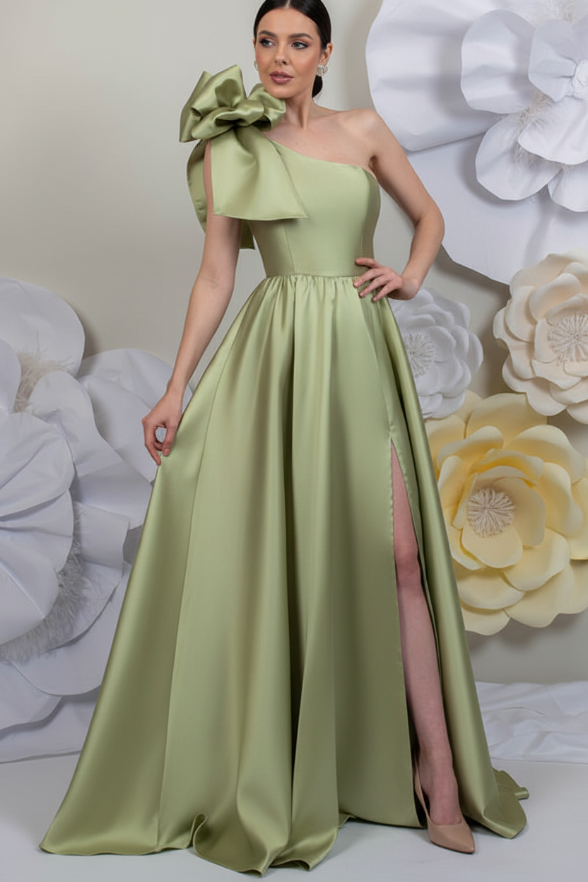 A-Line/Princess One-Shoulder Sleeveless Satin Mother of the Bride Dresses with Split Side