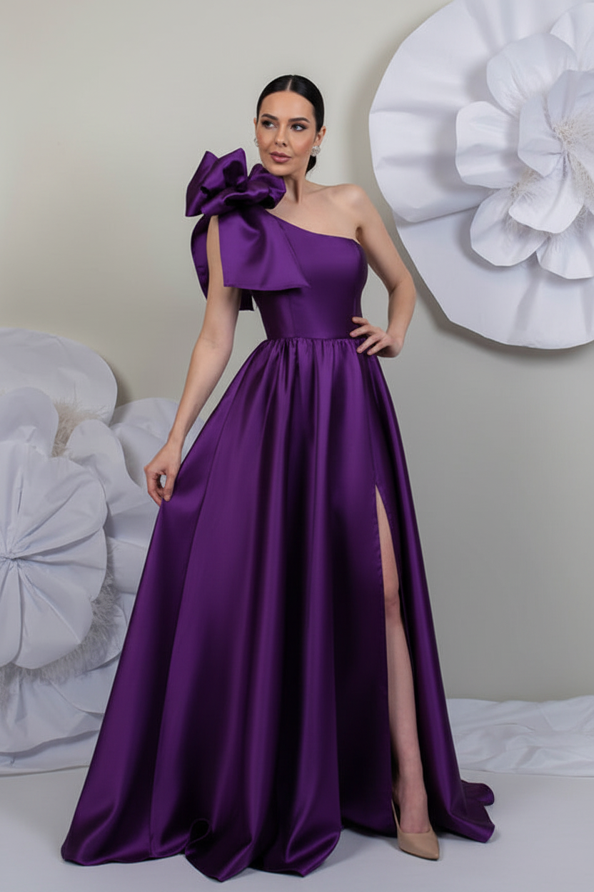 A-Line/Princess One-Shoulder Sleeveless Satin Mother of the Bride Dresses with Split Side