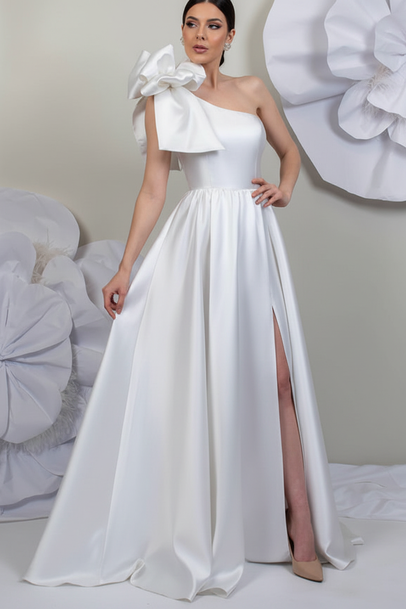 A-Line/Princess One-Shoulder Sleeveless Satin Mother of the Bride Dresses with Split Side