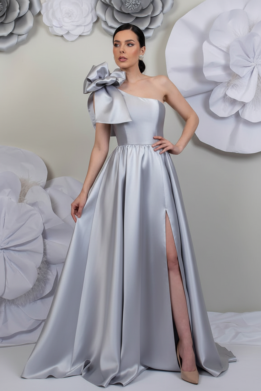 A-Line/Princess One-Shoulder Sleeveless Satin Mother of the Bride Dresses with Split Side