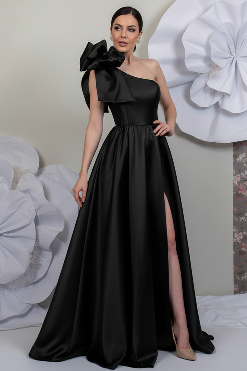 A-Line/Princess One-Shoulder Sleeveless Satin Mother of the Bride Dresses with Split Side