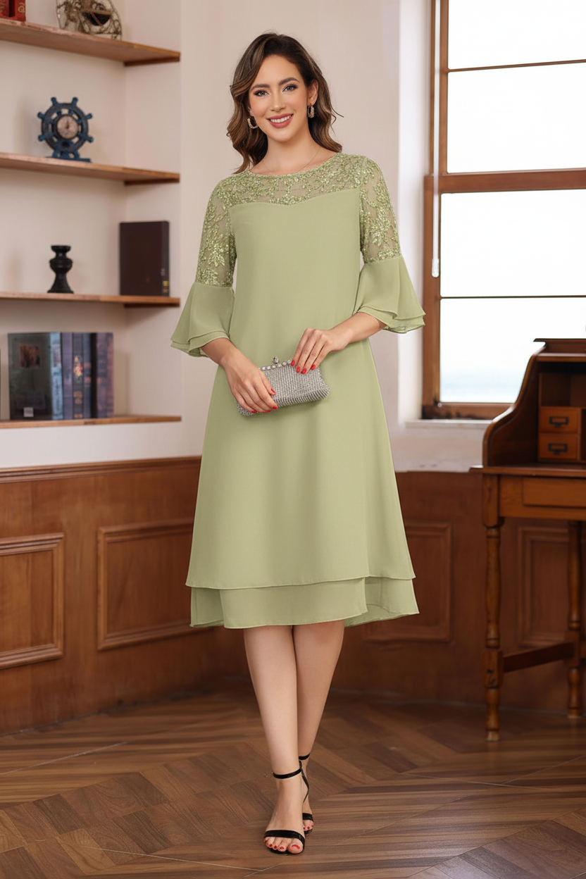 A-Line/Princess Round Neck 1/2 Sleeves Knee Length Mother of the Bride & Groom Dresses with Lace Appliques & Ruffles