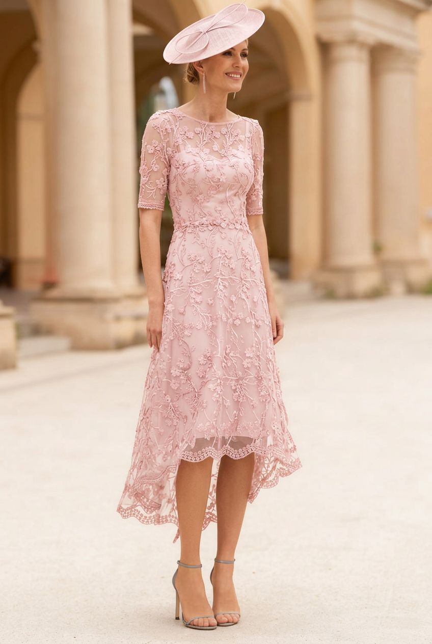 A-Line/Princess Scoop Lace Mother of the Bride Dresses Tea-Length Half Sleeves Cocktail Dresses