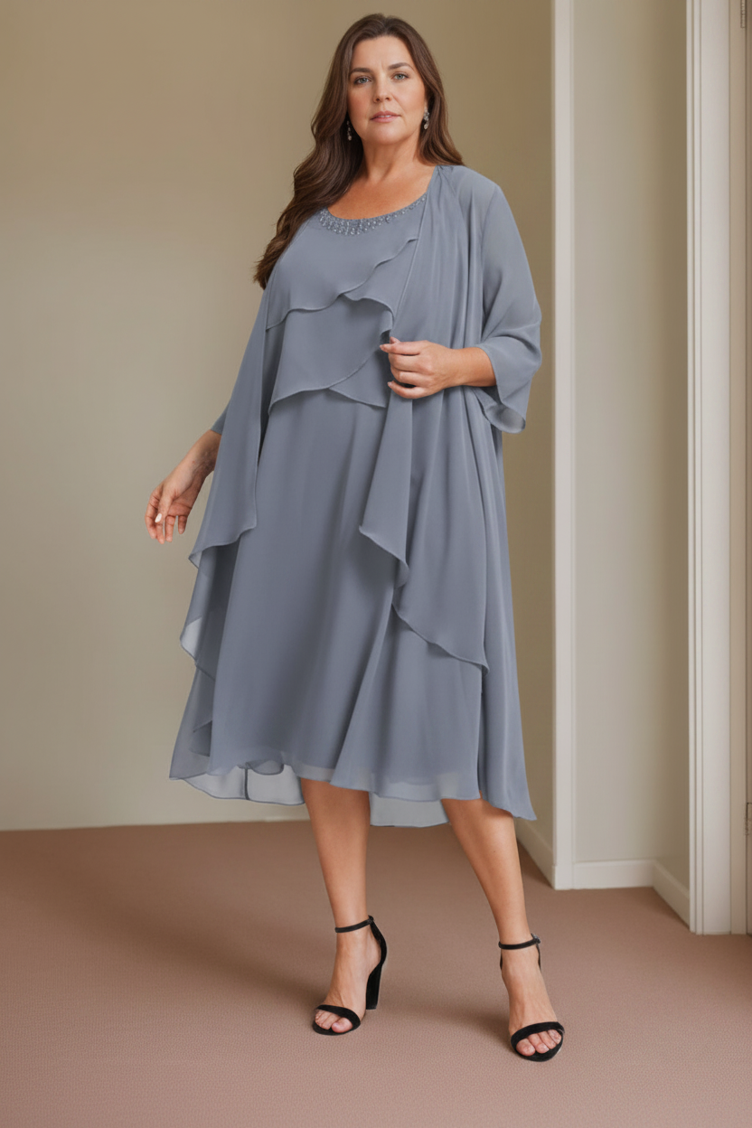 A-Line/Princess Scoop Sleeveless Knee-Length Plus Size Mother of the Bride Dresses with Beading