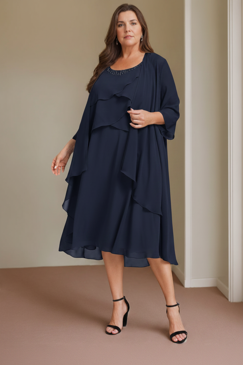 A-Line/Princess Scoop Sleeveless Knee-Length Plus Size Mother of the Bride Dresses with Beading