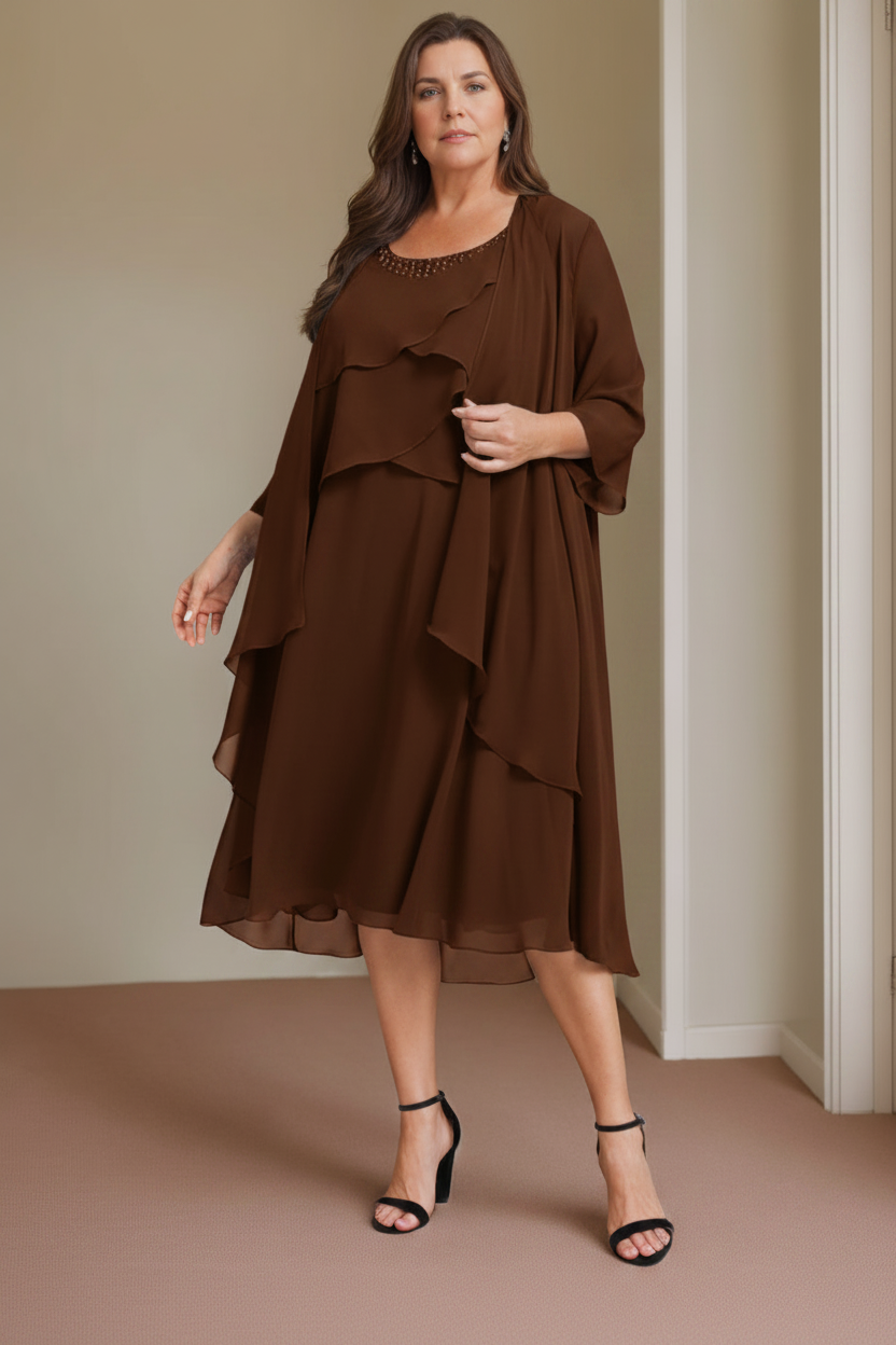 A-Line/Princess Scoop Sleeveless Knee-Length Plus Size Mother of the Bride Dresses with Beading