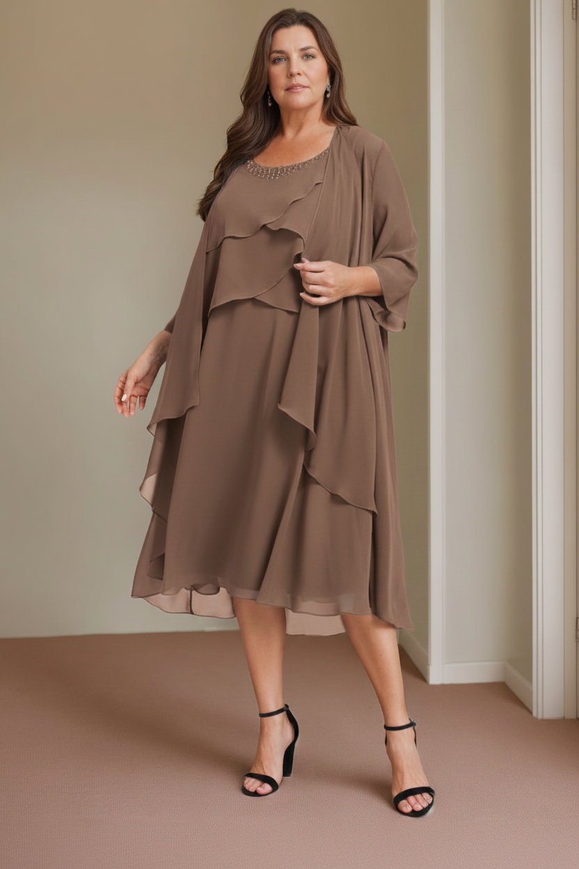 A-Line/Princess Scoop Sleeveless Knee-Length Plus Size Mother of the Bride Dresses with Beading