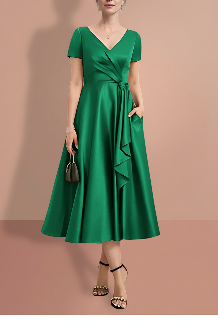 A-Line/Princess Short Sleeves V Neck Mother of the Bride Dresses