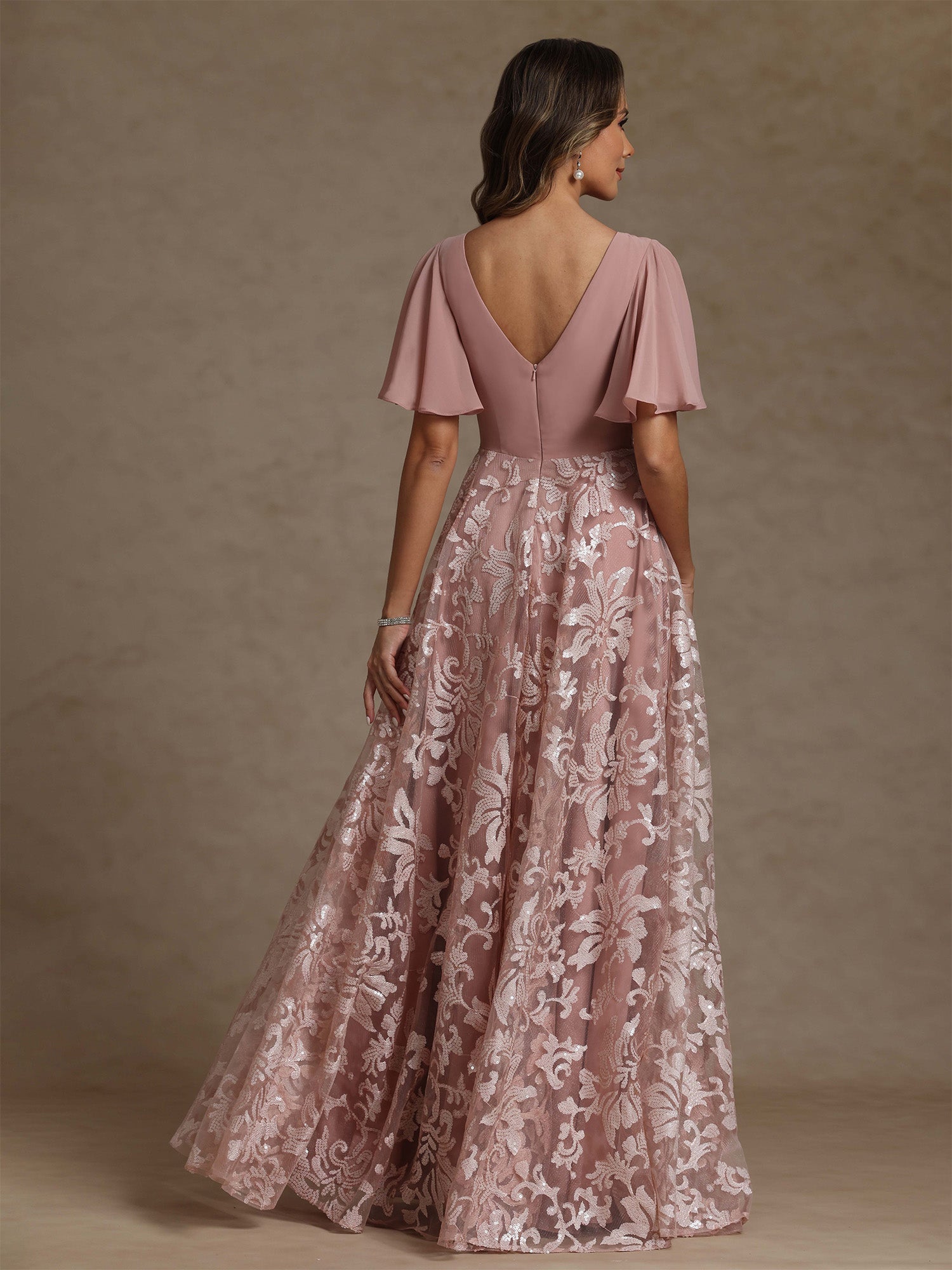 A-Line/Princess V-Neck Mother of the Bride Dresses Short Sleeves Chiffon Lace Floor-Length Floral Ruched