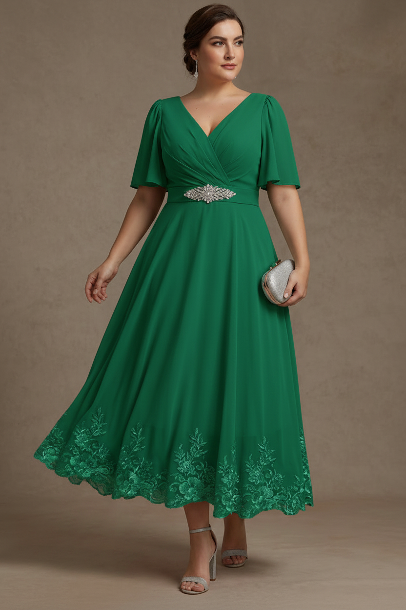A-Line/Princess V Neck Plus Size Mother of the Bride Dresses Short Sleeves Chiffon Lace Tea Length with Sash
