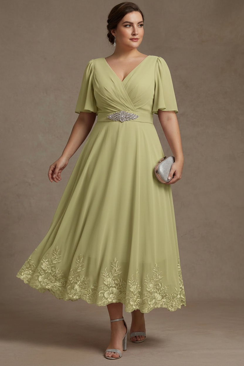 A-Line/Princess V Neck Plus Size Mother of the Bride Dresses Short Sleeves Chiffon Lace Tea Length with Sash